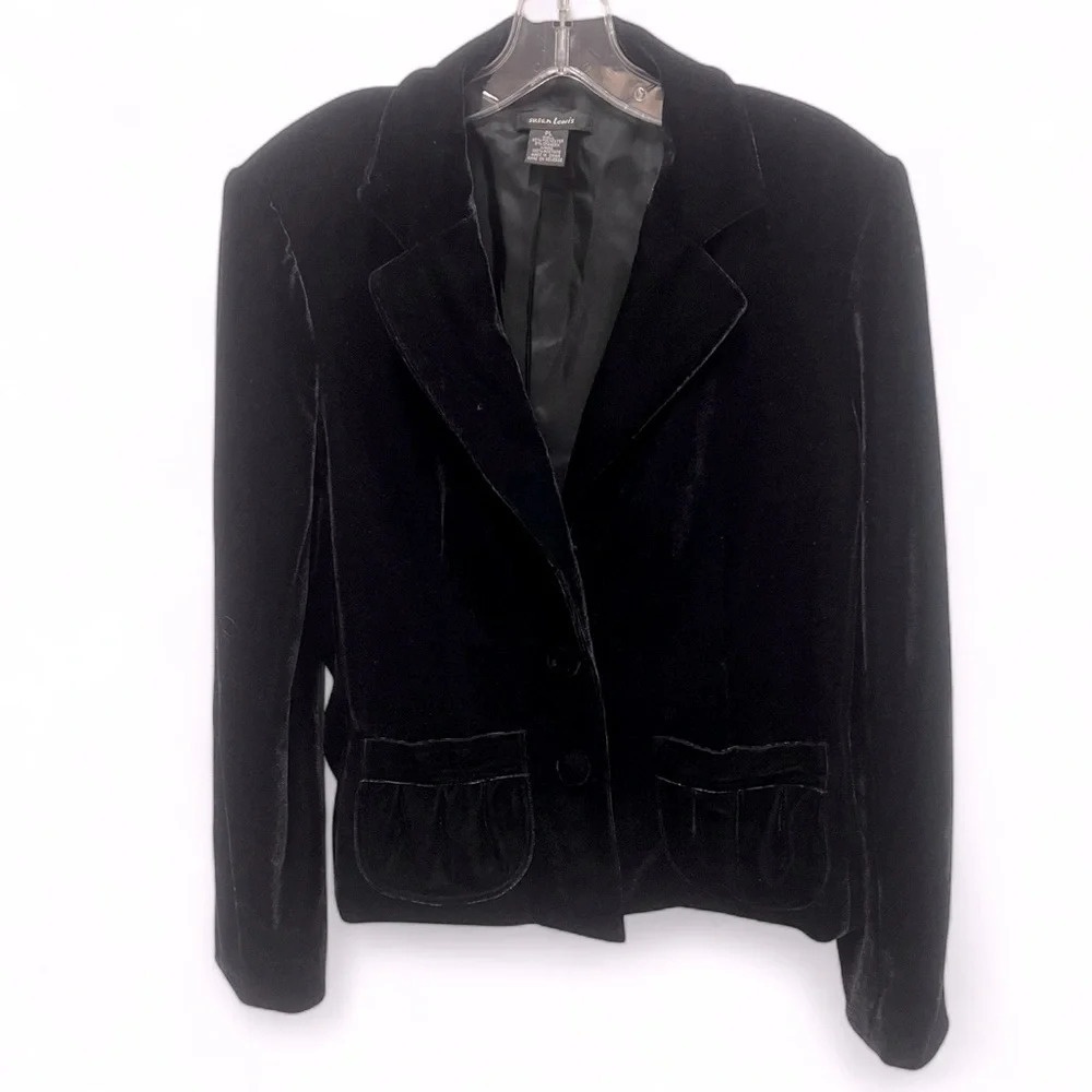 NWOT Susan Lewis Velvet Two Pocket Blazer size Petite Large